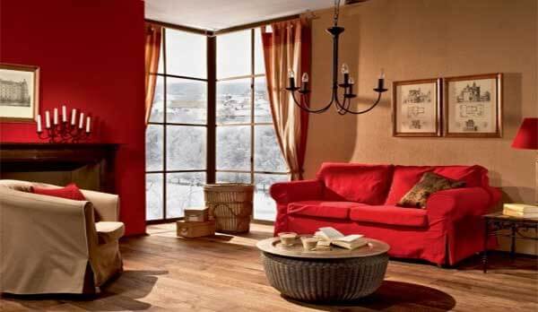 aksen merah pada interior