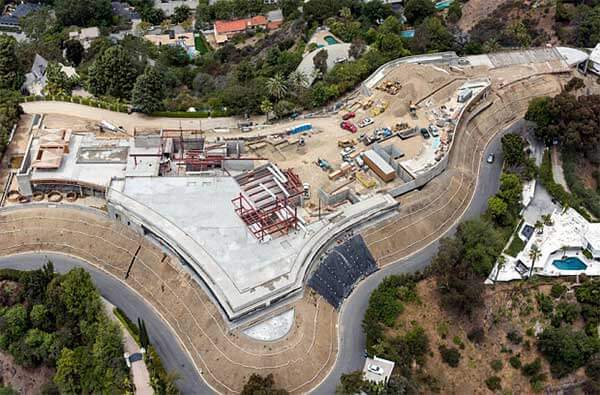 Rumah Mewah 6,87 Triliun di Bel Air Los Angeles