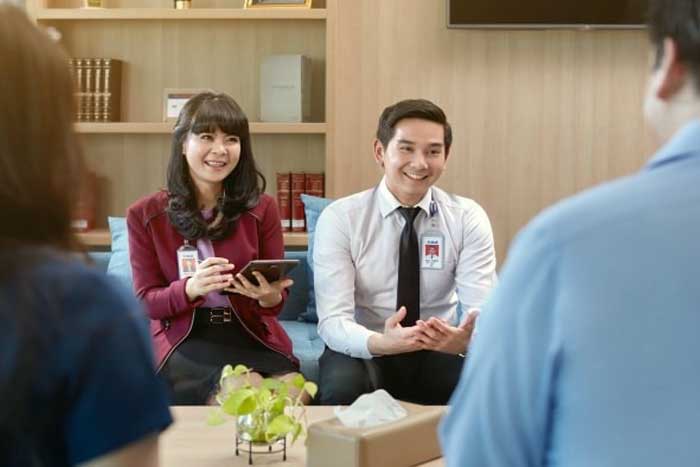 Melamar Lowongan Kerja Bank