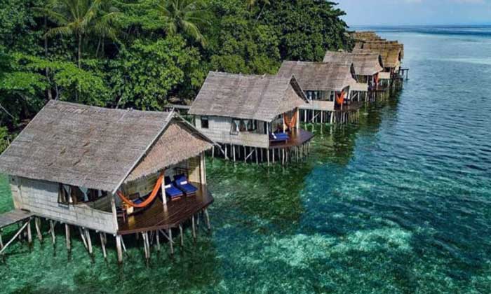 bangunan hotel yang unik di indonesia
