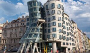the dancing house