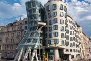 the dancing house