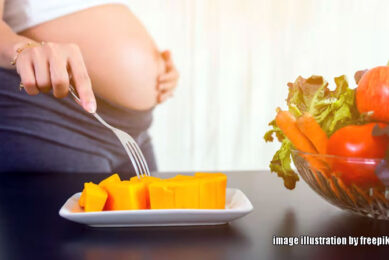 Ibu Hamil Makan Buah